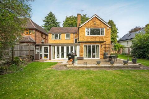 82 Fulmer Drive, Gerrards Cross, SL9 7HE