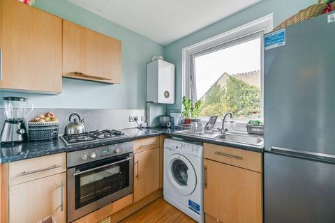 2 bedroom flat for sale, Selhurst Road, Selhurst, London, SE25