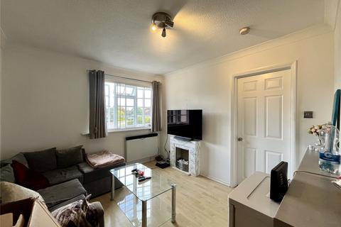 1 bedroom flat for sale, Hawkesworth Drive, Bagshot, Surrey, GU19