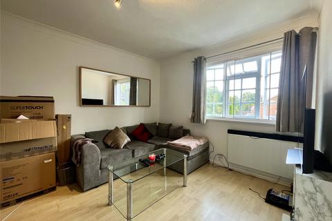 1 bedroom flat for sale, Hawkesworth Drive, Bagshot, Surrey, GU19