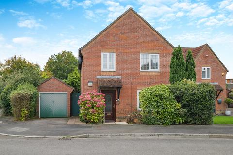 4 bedroom detached house for sale, Squires Gate, Rogerstone, Newport