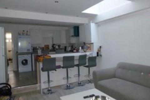6 bedroom house to rent, Heeley Road, Birmingham B29