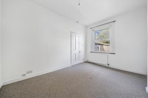 2 bedroom flat for sale, Lenham Road, Lee