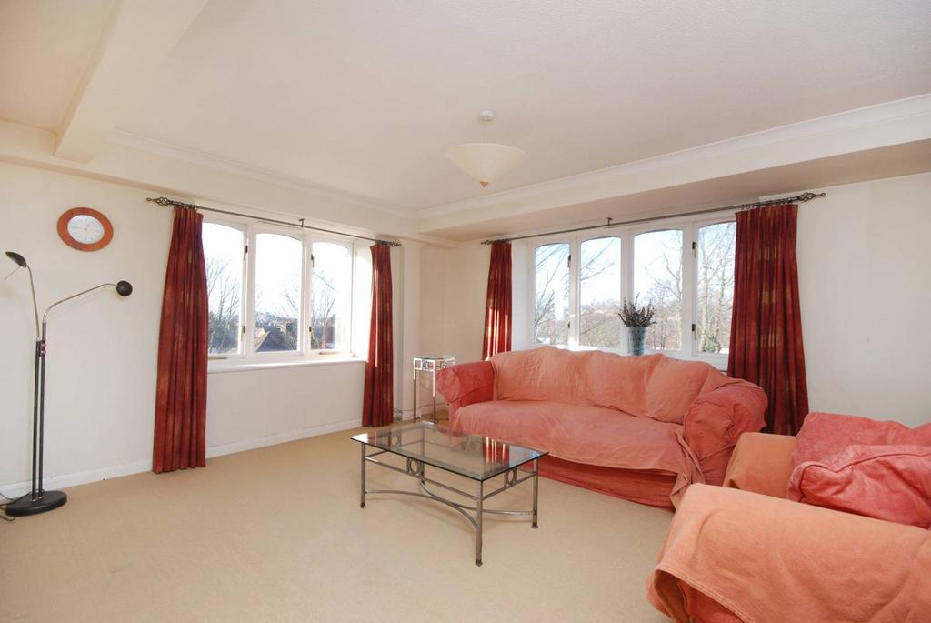 Rothesay Avenue, Wimbledon, London, SW20 2 bed flat to rent £1,800