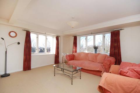 2 bedroom flat to rent, Rothesay Avenue, Wimbledon, London, SW20