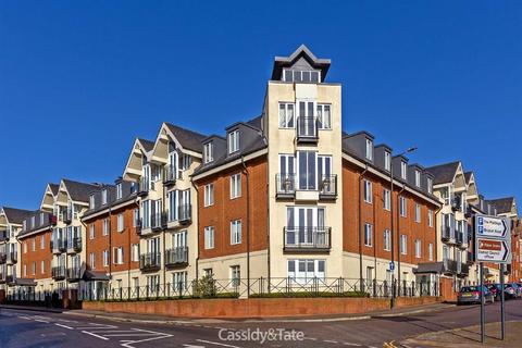 2 bedroom apartment for sale, London Road, St Albans