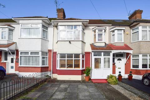 3 bedroom terraced house for sale, Hillside Crescent, Cheshunt EN8