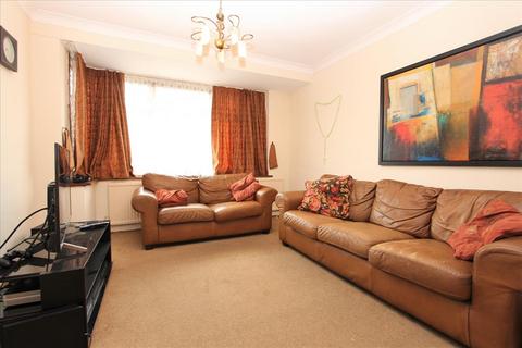 3 bedroom house to rent, Winton Close, London, N9