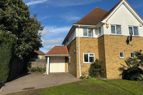 3 bedroom semi-detached house for sale, Maple Avenue, London