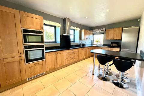 5 bedroom barn conversion for sale, Chapel Lane, Midhopestones, Sheffield, S36 4GW