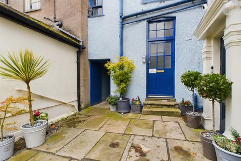 2 bedroom maisonette to rent, King Street, Cumbria LA12