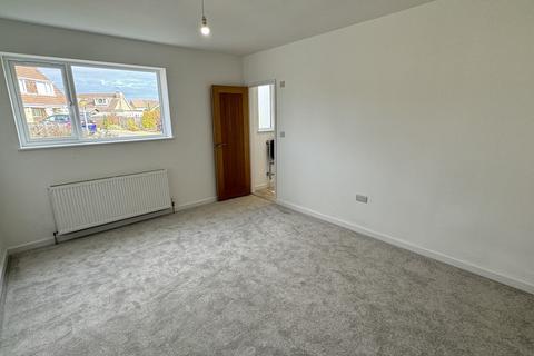 17 Hazel Grove, Trowbridge, BA14 0JG