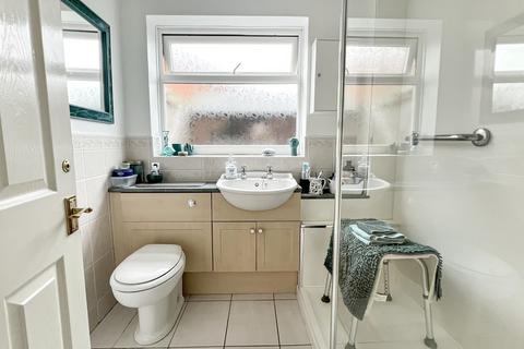 9 Elm Close, North Bradley, Trowbridge, BA14 0SF