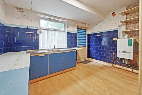 2 bedroom maisonette for sale, Beechcroft Avenue, Harrow HA2