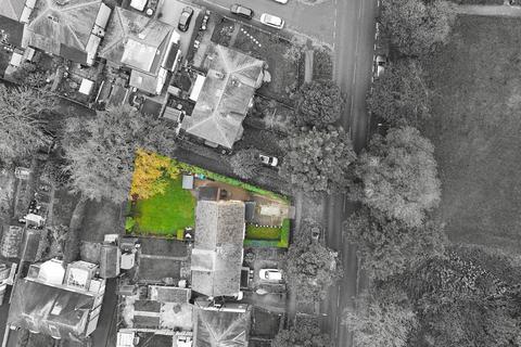 50 Hookstone Road, Harrogate, HG2 8BW