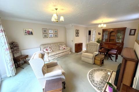 3 bedroom semi-detached house for sale, Lytchett Drive, Broadstone