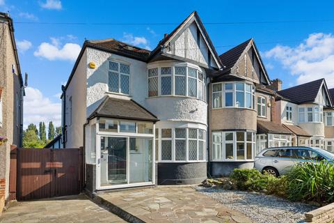 4 bedroom semi-detached house for sale, Demesne Road, Wallington