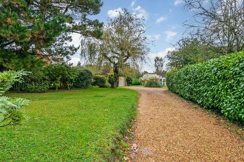 3 bedroom detached bungalow for sale, Main Road, Owslebury, Winchester, SO21