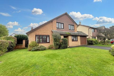 4 bedroom detached house for sale, Sandford