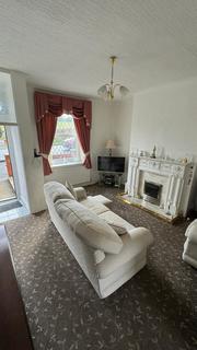 2 bedroom terraced house for sale, Oldham Road, Shaw