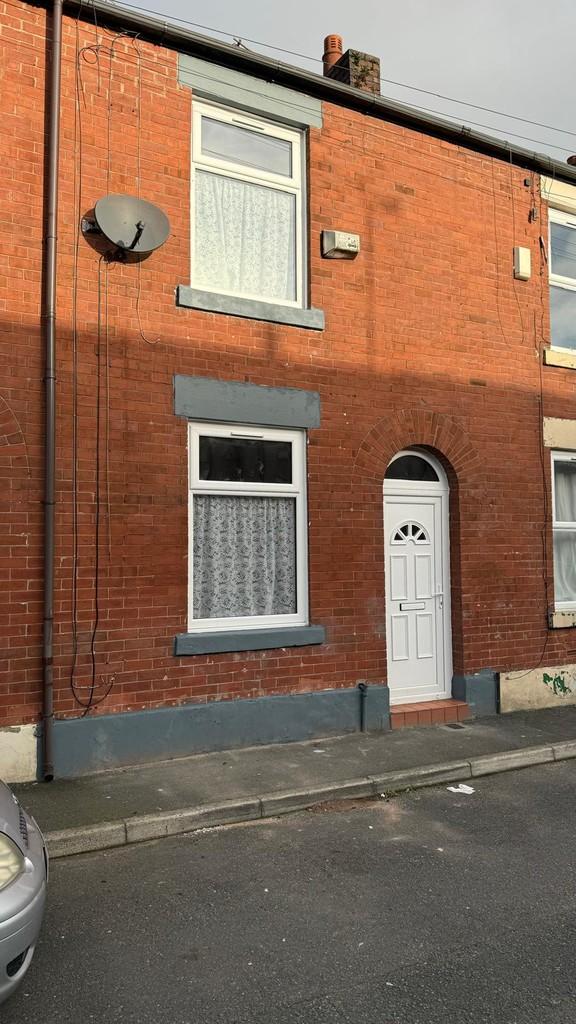 Jepheys Street, Rochdale 2 bed terraced house for sale £130,000