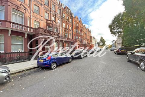 3 bedroom maisonette to rent, Bina Gardens, London