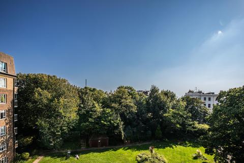 3 bedroom apartment for sale, Furze Hill, Hove, BN3 1NG