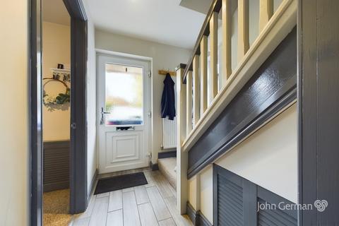 94 Pennycroft Road, Uttoxeter, ST14 7ET