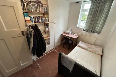 House share to rent, Curthwaite Gardens, Enfield EN2