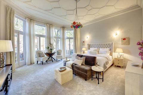 Studio for sale, Egerton Gardens, Knightsbridge SW3