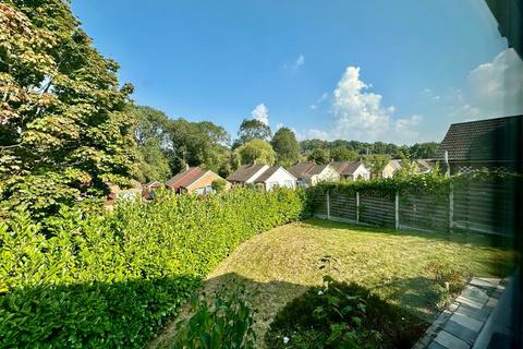 23 Brookside Crescent, Cuffley, Potters Bar, EN6 4QW