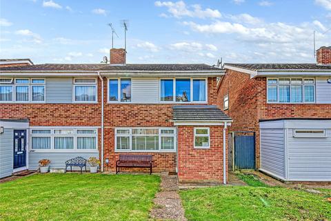 4 bedroom semi-detached house for sale, Hollyford, Billericay, Essex, CM11