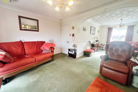 3 bedroom semi-detached bungalow for sale, Whitecrest, Birmingham B43