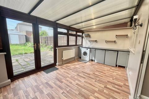 7 Rom Crescent, Romford, RM7 0PL
