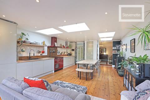 16 Chapel Road, Epping, CM16 5DS