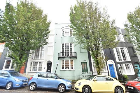 1 bedroom flat to rent, Egremont Place, Brighton