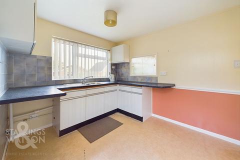 22 Dovedale Road, Tacolneston, Norwich, NR16 1BS