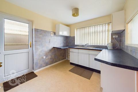 22 Dovedale Road, Tacolneston, Norwich, NR16 1BS