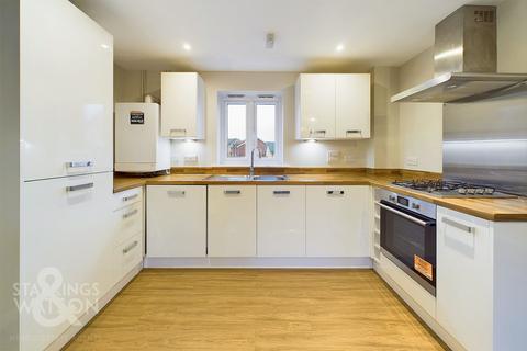 2 bedroom flat for sale, Brian McCarter Gardens, Queens Hill, Norwich