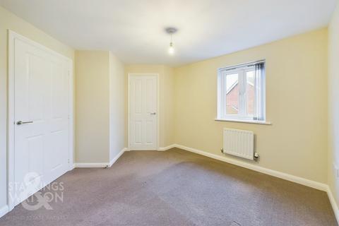 2 bedroom flat for sale, Brian McCarter Gardens, Queens Hill, Norwich