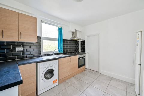 1 bedroom flat to rent, Madron Street, Bermondsey, London, SE17