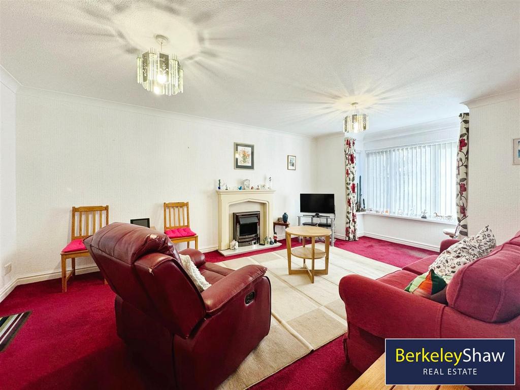 Alexandra Road, Crosby, Liverpool 2 bed apartment for sale £170,000