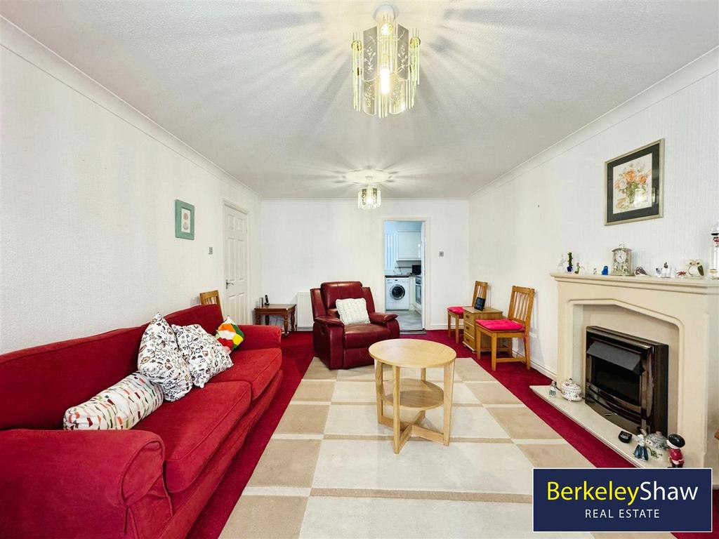 Alexandra Road, Crosby, Liverpool 2 bed apartment for sale £170,000