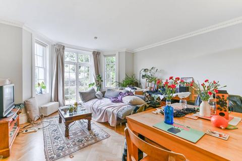 3 bedroom flat for sale, Sydenham Hill, Sydenham, London, SE26