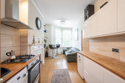 1 bedroom flat for sale, West End Lane, West Hampstead, London, NW6