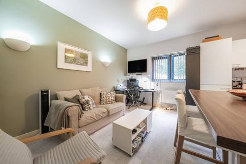 1 bedroom flat for sale, St Georges Grove, Earlsfield, London, SW17