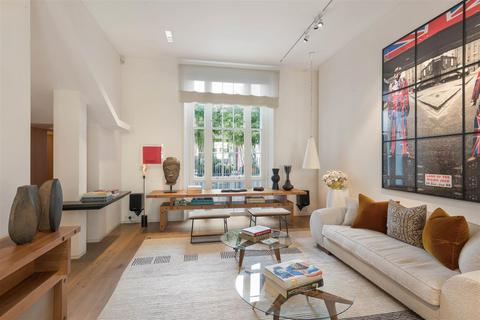 6 bedroom apartment to rent, Eaton Place SW1