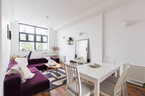 2 bedroom flat for sale, Shaftesbury Road, Forest Gate, London, E7