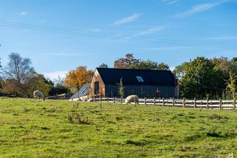 4 bedroom barn conversion for sale, Manor Farm Barns, North Street, Middle Barton