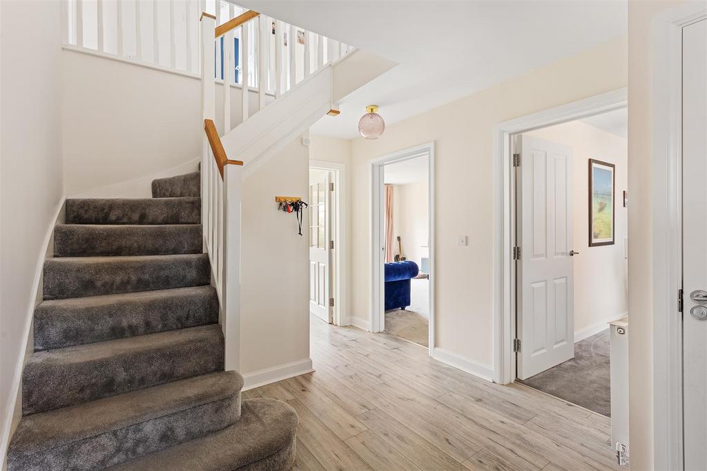 19 Dove Road-17[1].jpg